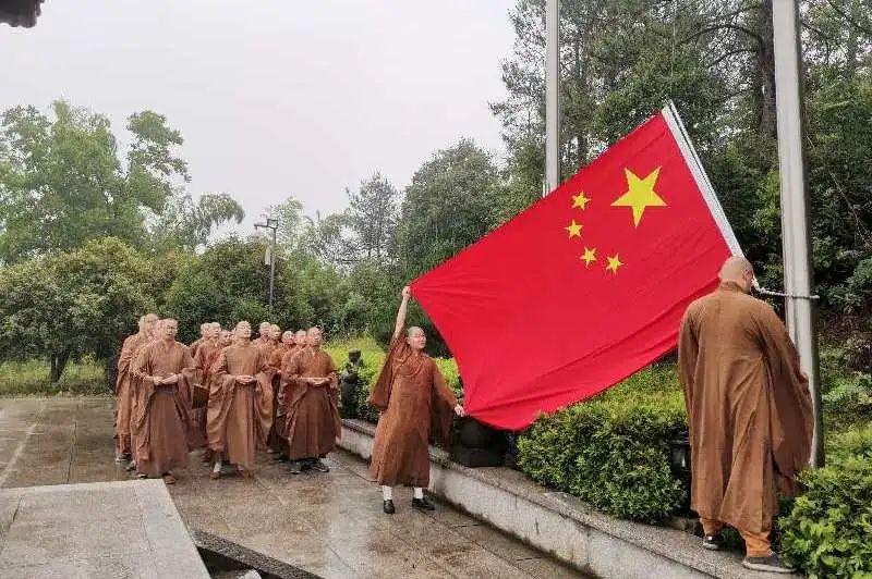 主卧带卫生间好，还是衣帽间好？游戏画面