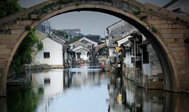 逃出奶油苹果屋