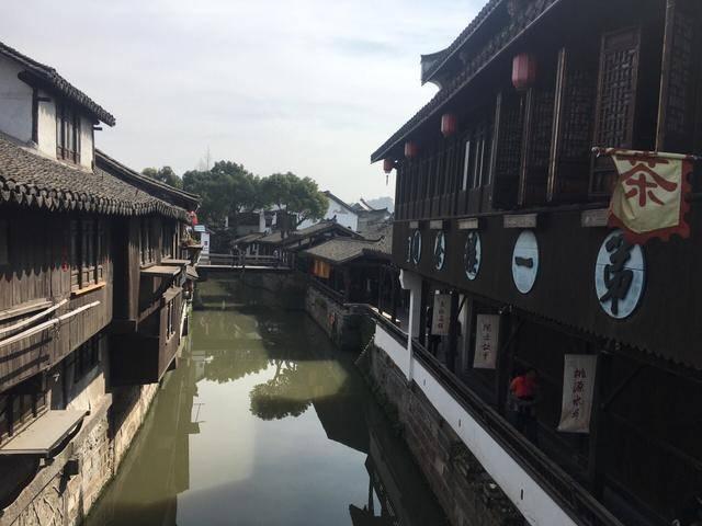 冲刺“开门红” 龙文以“有解思维”促增效